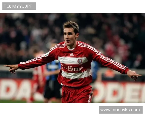 足球明星29号背后的故事与传奇成就揭示了他们的奋斗与荣耀